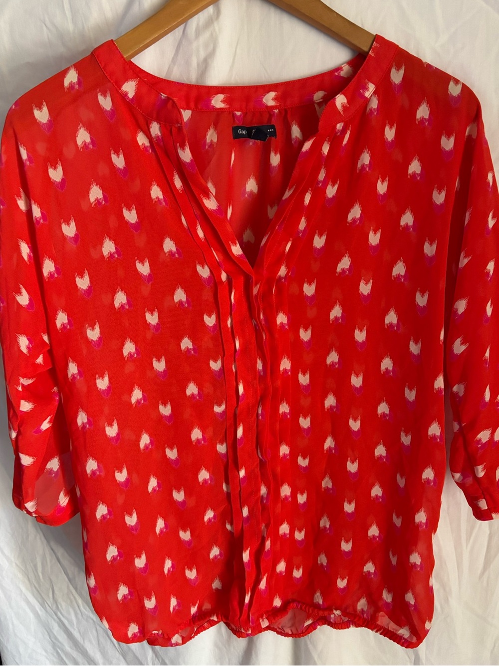 GAP Red Abstract Printed V-Neck Blouse